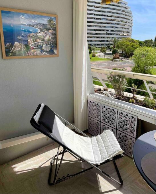 Studio Port Marina - Parking Prive, Climatise Au Ducal Villeneuve-Loubet Buitenkant foto