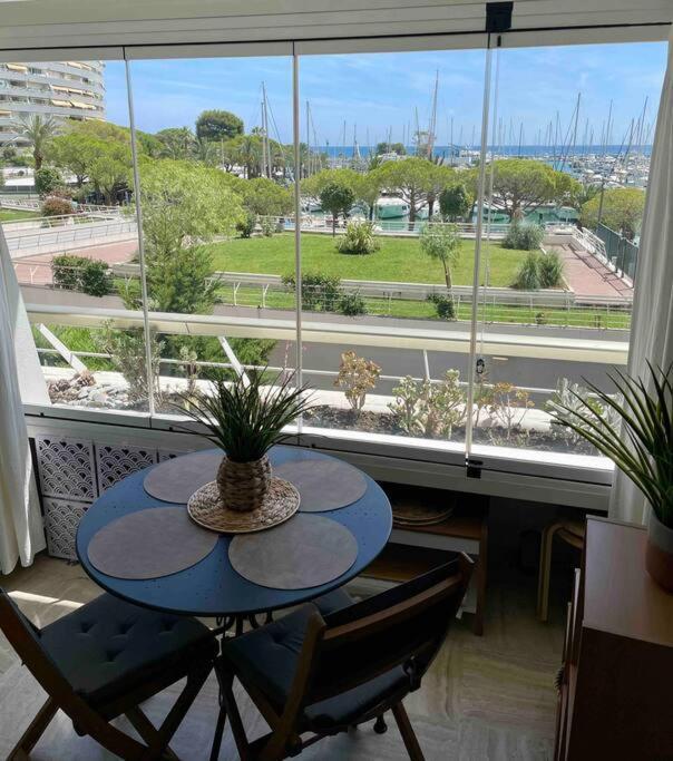 Studio Port Marina - Parking Prive, Climatise Au Ducal Villeneuve-Loubet Buitenkant foto